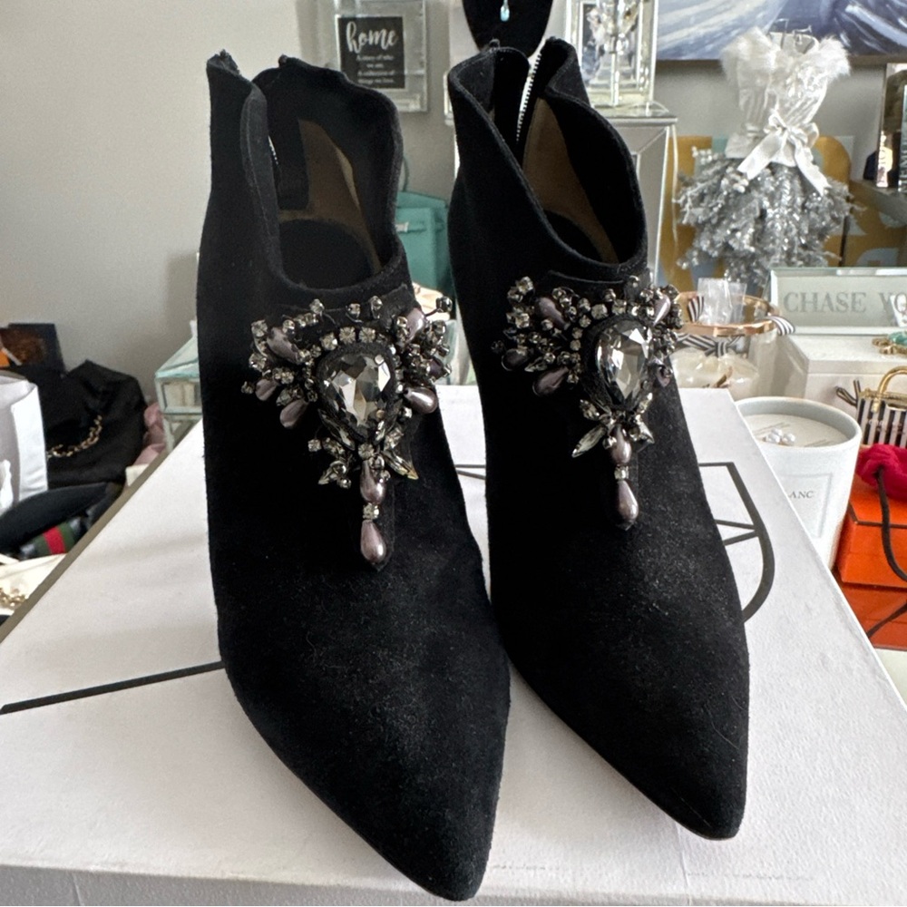 Paul Andrew elegant  Black Embellished Ankle Boots made in Italy